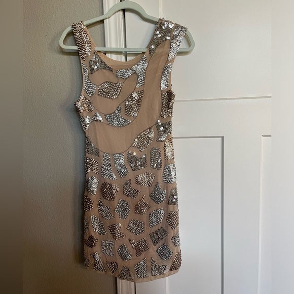 Vintage Alice and Olivia Neutral Sequin Beaded Asymmetric Mini Cocktail Dress - Picture 2 of 3